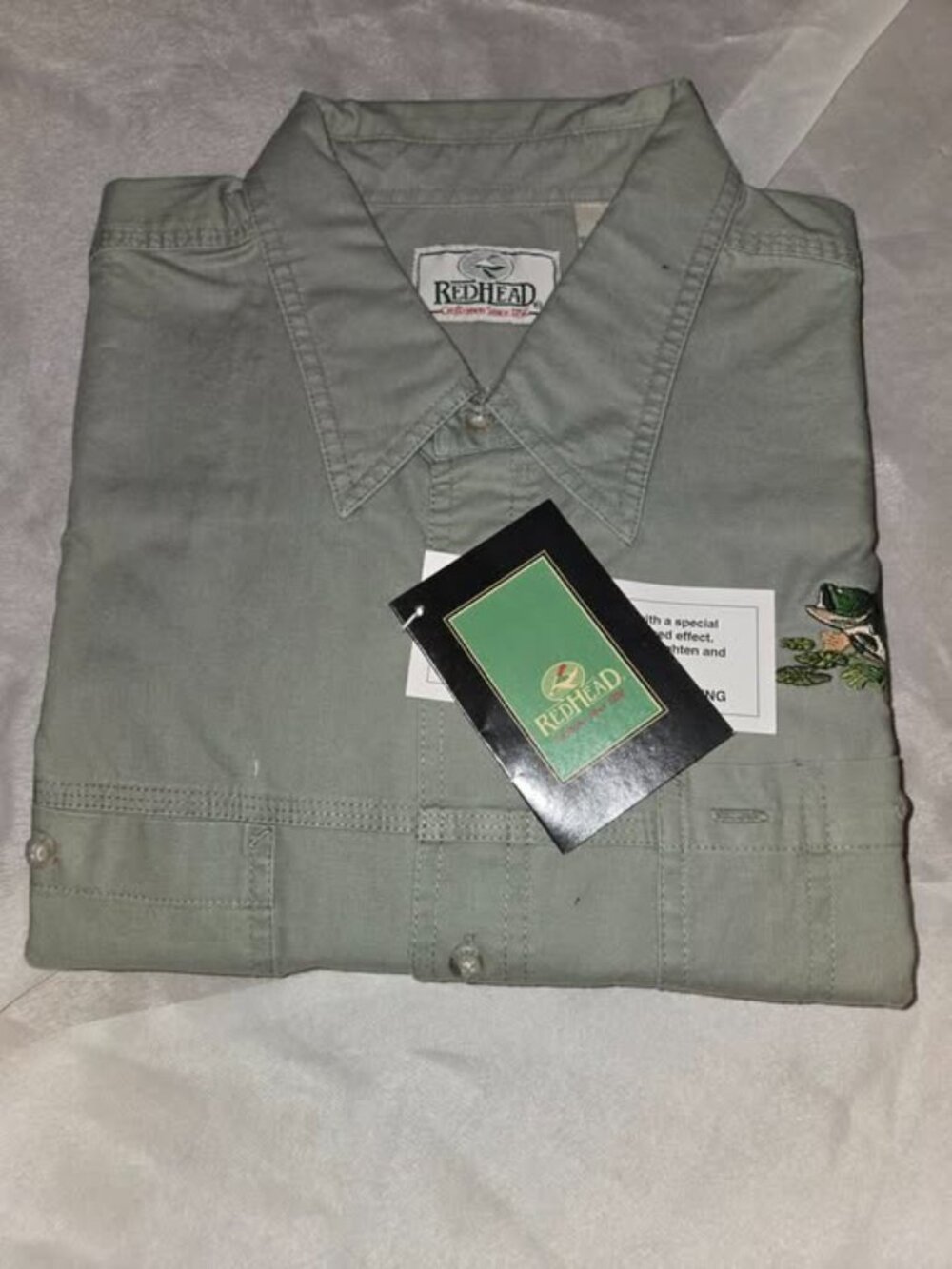 New RedHead Men's Leaping Bass Tournament Shirt 2XLT Short Sleeve Pockets